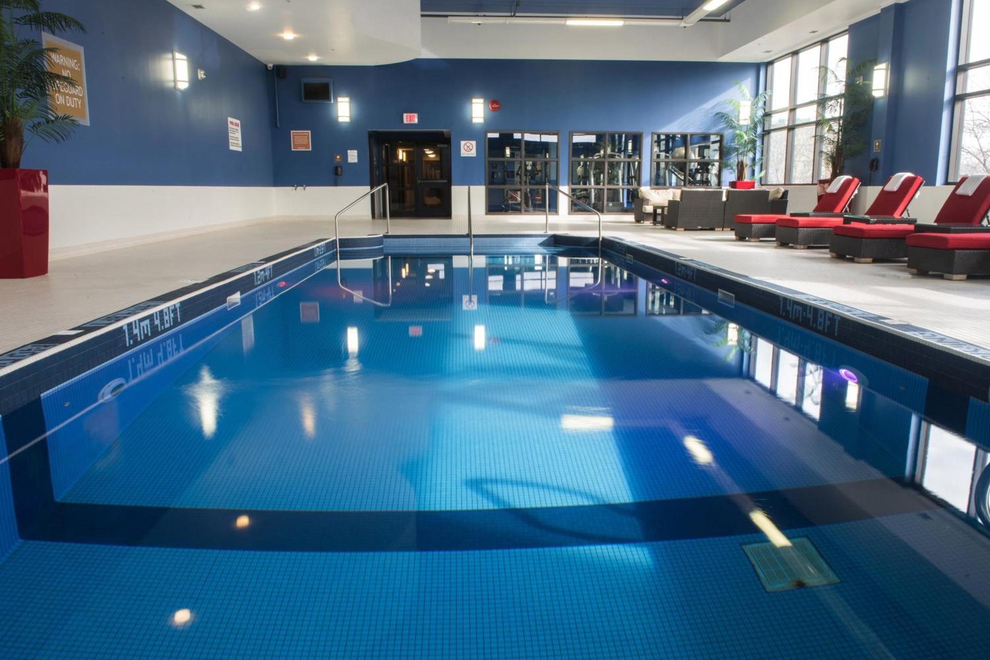 Four Points By Sheraton Winnipeg South Экстерьер фото